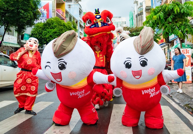 Rước đèn Trung thu máy bay Amy cùng Vietjet khắp muôn phương - Ảnh 6.