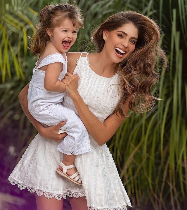 Mỹ nhân đã kết hôn, sinh con đăng quang Hoa hậu Hoàn vũ Colombia 2023 - Ảnh 9.