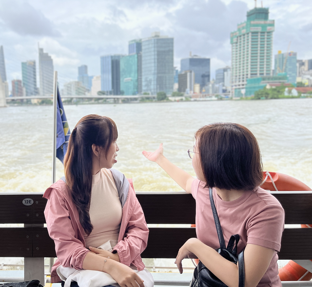 Vi vu trên sông Sài Gòn…   - Ảnh 1.