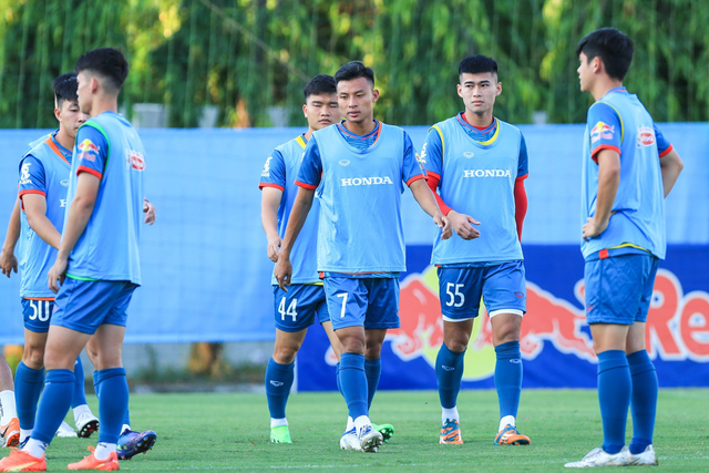 U.23 Việt Nam thận trọng tại vòng loại châu Á - Ảnh 1.