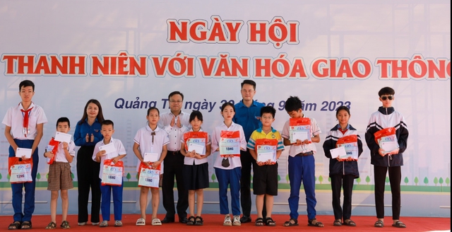Quảng Trị: Tổ chức Ngày hội thanh niên với văn hóa giao thông 2023 - Ảnh 1.