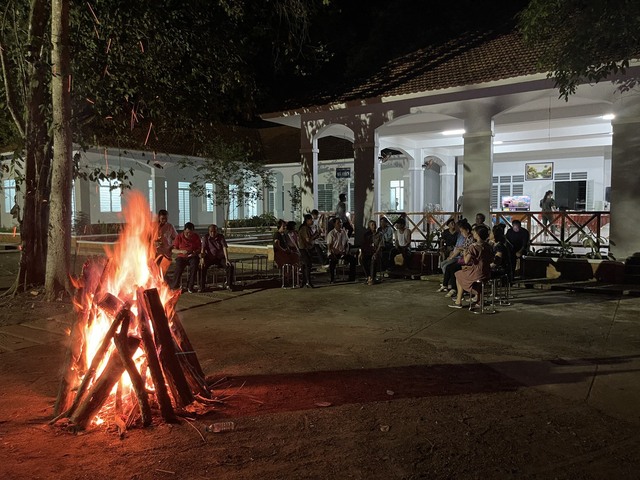 Về đất trung quân  - Ảnh 3.