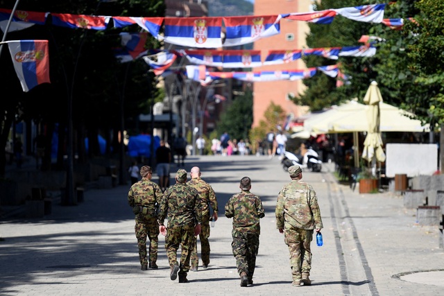 Phát hiện lực lượng Serbia tập trung gần biên giới Kosovo, Mỹ cảnh báo - Ảnh 1.
