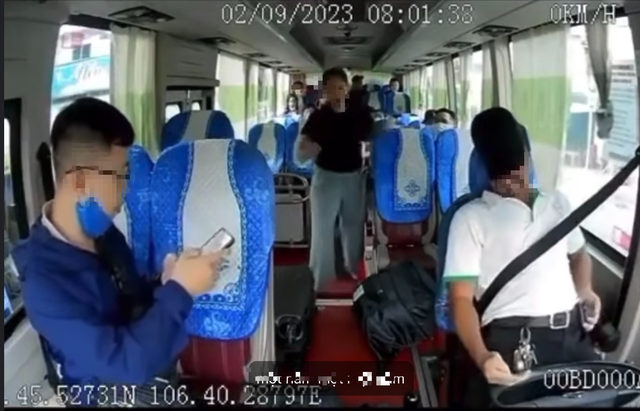 Tài xế lái xe khách đột quỵ: Cần kiểm tra định kỳ bệnh lý nền - Ảnh 1. Tài xế lái xe khách đột quỵ: Cần kiểm tra định kỳ bệnh lý nền - Ảnh 1.