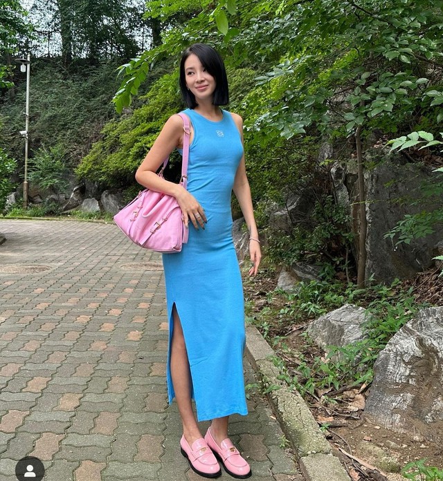 Phong cách thời trang cá tính, tươi trẻ của chân dài xứ Hàn Irene Kim - Ảnh 11.