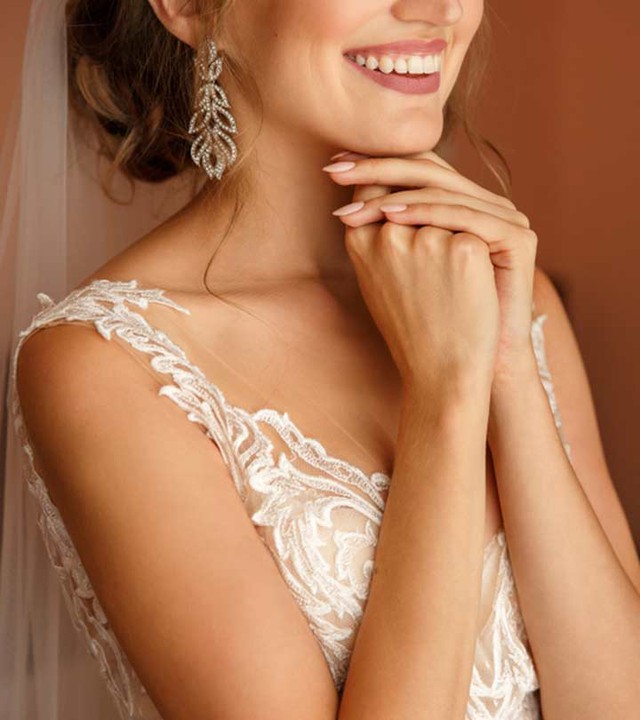 Mẫu nail đồng bộ với váy cưới – vẻ đẹp hoàn hảo cho cô dâu ngày cưới - Ảnh 3.