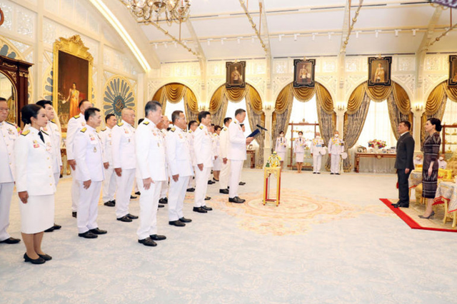 Quốc vương Thái Lan chứng kiến nội các tuyên thệ - Ảnh 2.