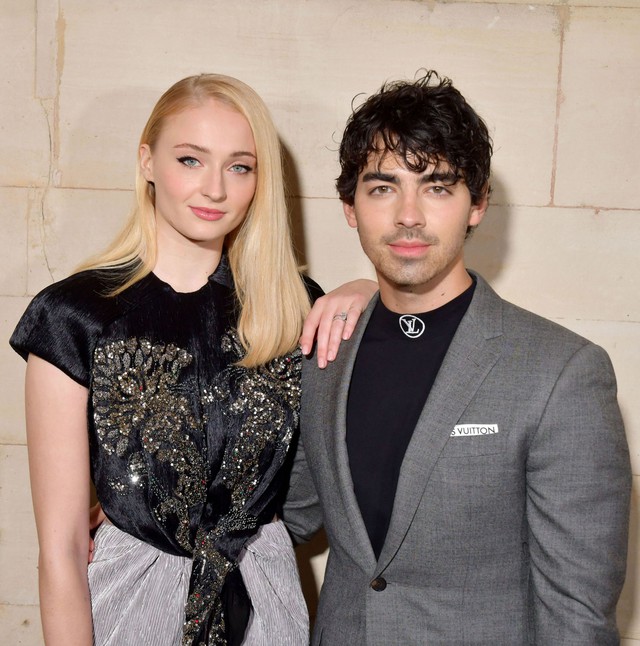 Joe Jonas đệ đơn ly hôn Sophie Turner   - Ảnh 1.