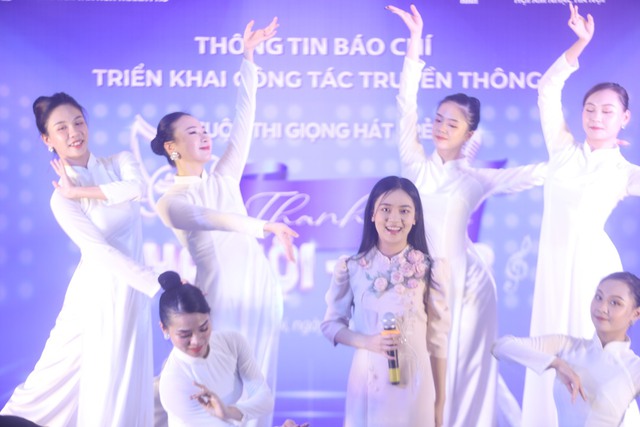 Hà Nội khởi động lại cuộc thi giọng hát trẻ từng phát hiện Tùng Dương   - Ảnh 1.