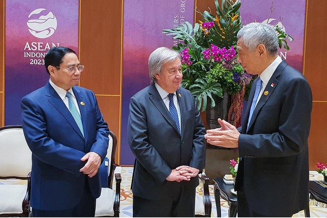 Thủ tướng gặp Tổng thư ký Liên hiệp quốc tại Indonesia - Ảnh 2.