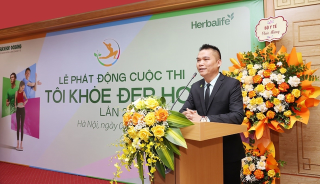 Ông Nguyễn Thành Đạt - Giám đốc Truyền thông Cấp cao Herbalife Việt Nam phát biểu tại lễ phát động