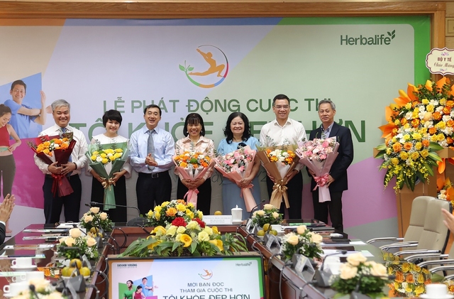 "Tôi khỏe đẹp hơn" lần 2 hướng đến mục tiêu truyền cảm hứng cho nhiều người trở thành phiên bản tốt hơn của chính mình và đạt được các mục tiêu dài hạn về sức khỏe "Tôi khỏe đẹp hơn" lần 2 hướng đến mục tiêu truyền cảm hứng cho nhiều người trở thành phiên bản tốt hơn của chính mình và đạt được các mục tiêu dài hạn về sức khỏe