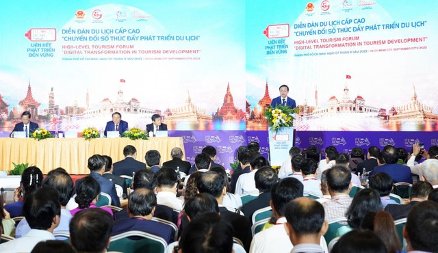Thúc đẩy phát triển du lịch Việt Nam bằng cách đẩy nhanh chuyển đổi số - Ảnh 1. Thúc đẩy phát triển du lịch Việt Nam bằng cách đẩy nhanh chuyển đổi số - Ảnh 1.