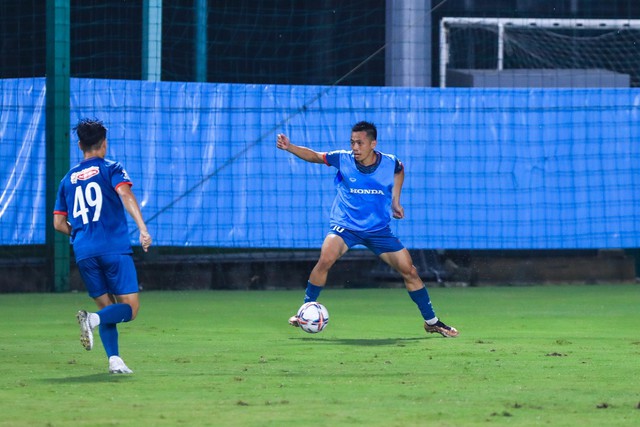 Vòng loại World Cup đã đến, ông Troussier... chưa hết bối rối? - Ảnh 4. Vòng loại World Cup đã đến, ông Troussier... chưa hết bối rối? - Ảnh 4.