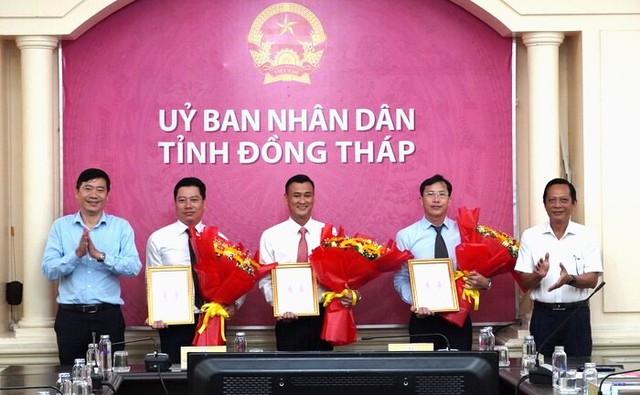 Đồng Tháp điều động Chánh Thanh tra tỉnh làm Bí thư huyện - Ảnh 2.