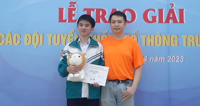 Cách nam sinh Quảng Trị đạt giải thưởng tin học quốc tế - Ảnh 1.