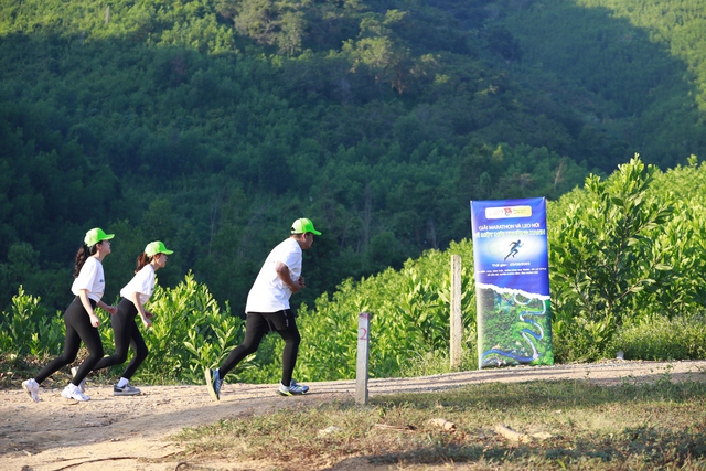 Khánh Hòa sẽ tổ chức giải marathon leo núi - Ảnh 1.