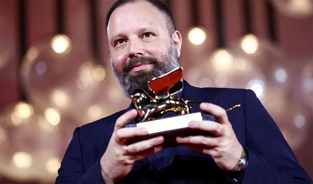 Phim 'Poor Things' đoạt giải Sư tử vàng tại Liên hoan phim Venice - Ảnh 1.