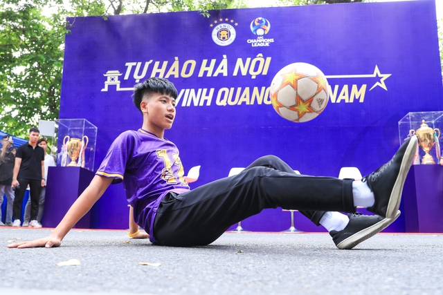 Chủ tịch CLB Hà Nội giao chỉ tiêu đặc biệt cho đội nhà ở AFC Champions League - Ảnh 6.