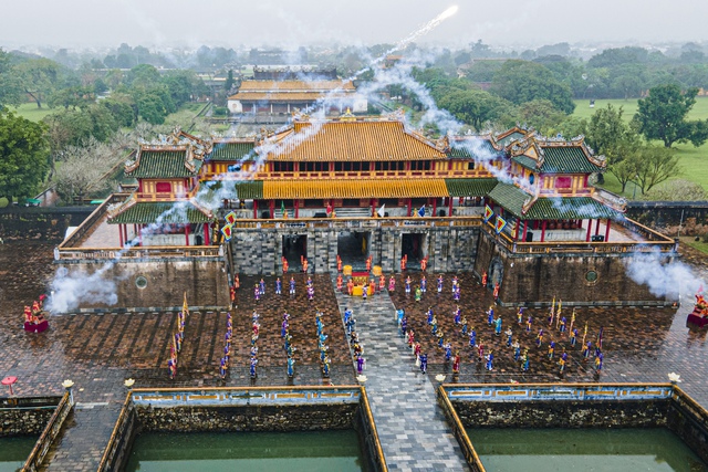 Tái hiện lễ Ban sóc triều Nguyễn và công bố Festival Huế 2024- Ảnh 7.