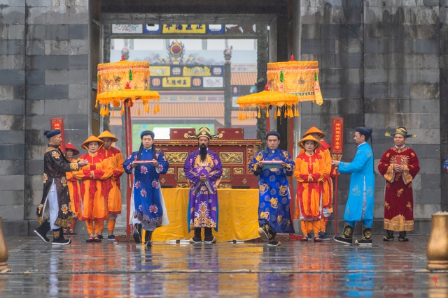 Tái hiện lễ Ban sóc triều Nguyễn và công bố Festival Huế 2024- Ảnh 2.