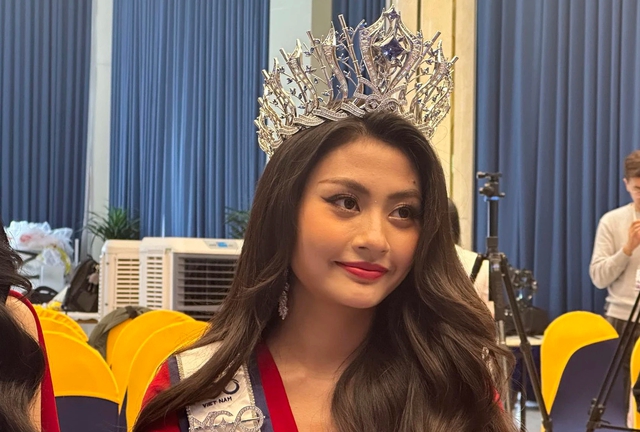 T&acirc;n Hoa hậu Ho&agrave;n vũ Việt Nam 2023 xin lỗi, kh&oacute;a trang c&aacute; nh&acirc;n- Ảnh 1.