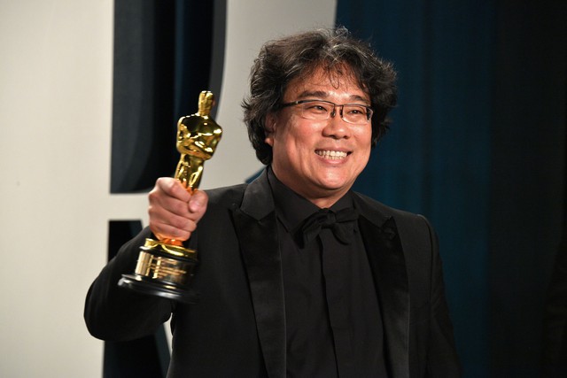 Bộ phim mới nhất của đạo diễn Bong Joon-ho bị dời lịch phát hành- Ảnh 1.