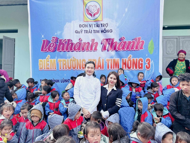 Vợ chồng diễn viên Luân Nguyễn - Nguyễn Bảo Châu đồng hành làm thiện nguyện- Ảnh 1.