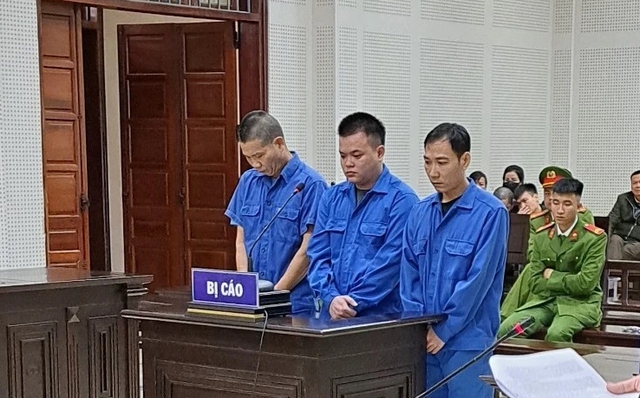 3 bị cáo chặn đường đánh lái xe ở Quảng Ninh lĩnh án- Ảnh 1.