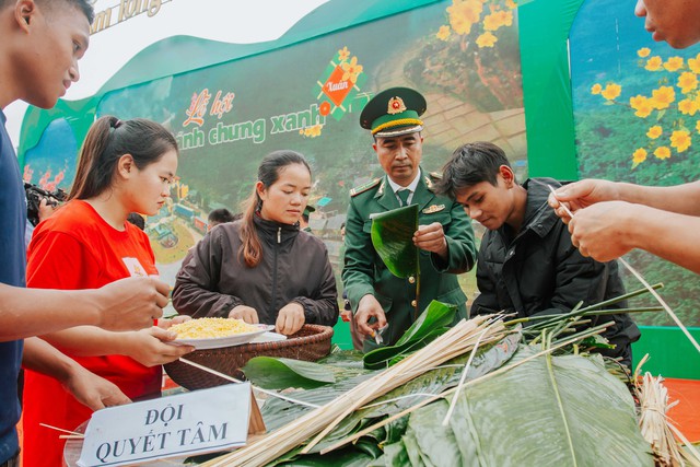Bộ đội biên phòng Quảng Bình tổ chức 'Xuân biên phòng - Ấm lòng dân bản'- Ảnh 4.