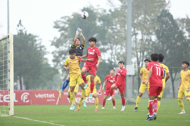 Thất bại choáng váng của HLV Phạm Minh Đức và đội Hà Nội tại giải U.19- Ảnh 1.