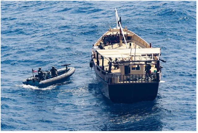 Hai lính đặc nhiệm hải quân SEAL Mỹ mất tích ngoài khơi bờ biển Somalia- Ảnh 1.