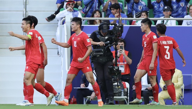 Báo chí Nhật Bản ngỡ ngàng trước màn trình diễn quả cảm của đội tuyển Việt Nam- Ảnh 1.