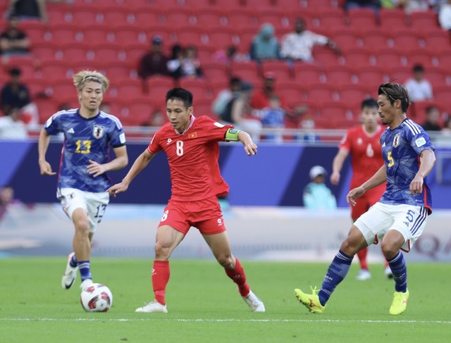 Báo chí Nhật Bản ngỡ ngàng trước màn trình diễn quả cảm của đội tuyển Việt Nam- Ảnh 3.