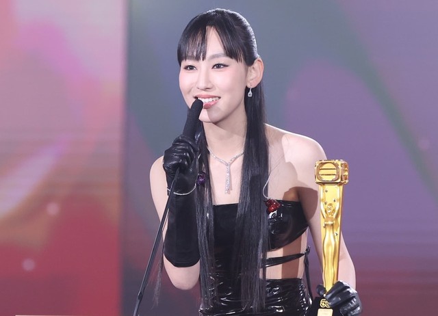 Xa Thi Mạn thắng giải Thị hậu TVB, nhận ba cúp vàng trong một đêm- Ảnh 14.