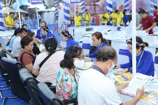 Cơ hội rinh tour tài lộc giảm đến 79% cùng Vietravel tại Lễ hội Tết Việt 2024- Ảnh 3.