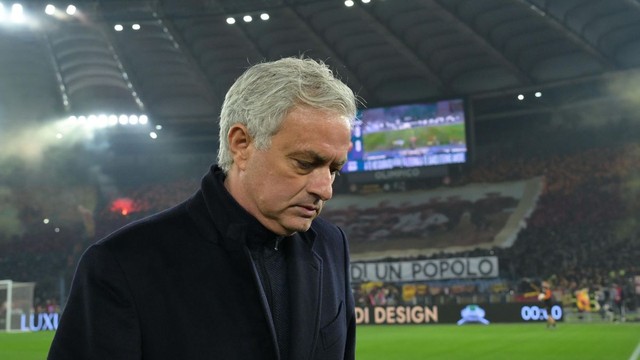 AS Roma xác nhận chính thức chia tay HLV Mourinho- Ảnh 1.
