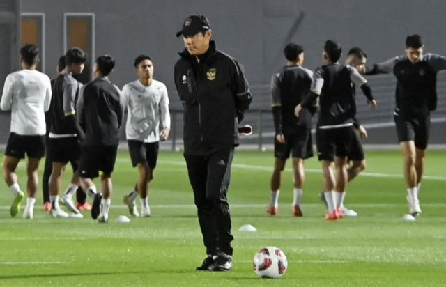 HLV Shin Tae-yong bất ngờ tuyên bố sắp chia tay đội tuyển Indonesia- Ảnh 2.