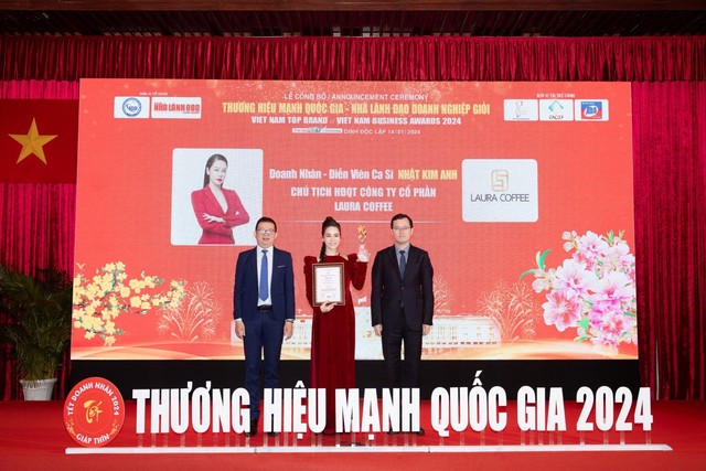 Nhật Kim Anh cùng Laura Coffee nhận vinh danh tại Thương hiệu mạnh quốc gia 2024- Ảnh 4.