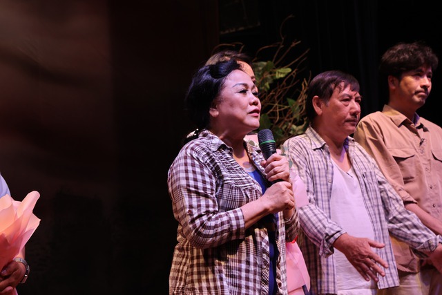 Sân khấu Hoàng Thái Thanh 'cầu cứu' vì bị vu tổ chức show cho cháu gái Vũ Linh- Ảnh 3.