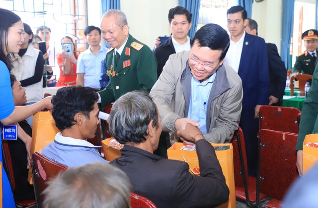 Chủ tịch nước Võ Văn Thưởng dự Tết nhân ái tại Nghệ An- Ảnh 2.