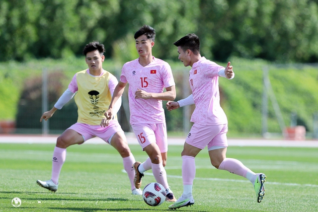 Đội tuyển Việt Nam thay đội hình đấu Indonesia: Quang Hải, Văn Toàn có thể tái xuất- Ảnh 4.