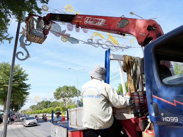 Xuyên Mộc tất bật chỉnh trang đô thị đón Tết Nguyên đán Giáp Thìn- Ảnh 2.