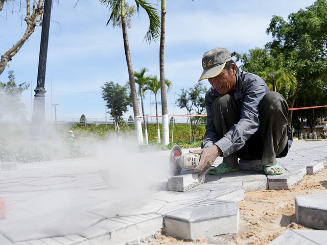 Xuyên Mộc tất bật chỉnh trang đô thị đón Tết Nguyên đán Giáp Thìn- Ảnh 4.