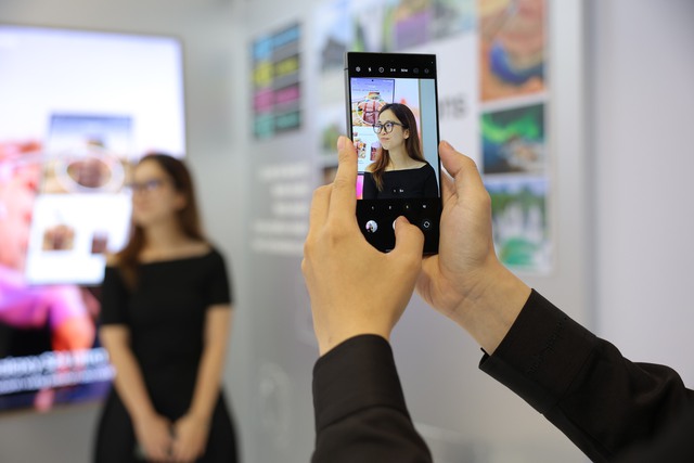 Samsung ra mắt thế hệ Galaxy S24 tăng cường tích hợp AI- Ảnh 2.