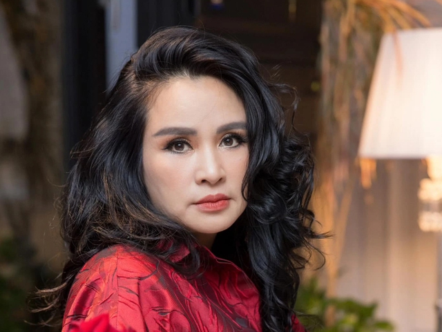 Xuân Hinh bỏ sở trường hài để hát trong 'Gala tết quê hương 2024'- Ảnh 2.