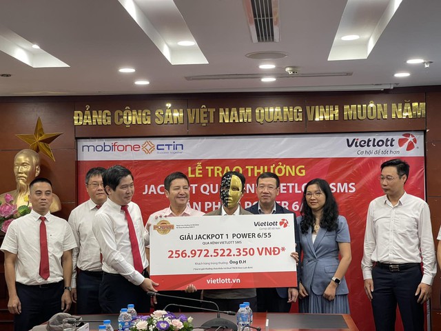 Năm 2023, Vietlott xây dựng hệ thống điểm bán hàng xã hội trên toàn quốc- Ảnh 2.