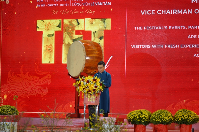 Tưng bừng lễ hội tết Việt 2024 tại TP.HCM- Ảnh 1.