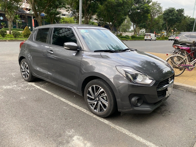 Ế ẩm, Suzuki Swift giảm giá 50 triệu đồng tại Việt Nam- Ảnh 1.