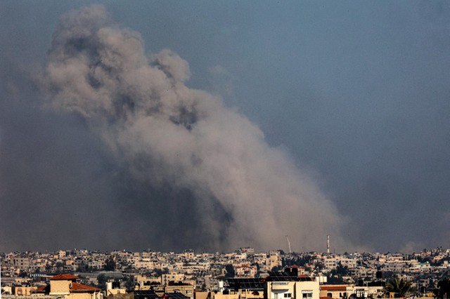Khắp Trung Đông rực lửa, giao tranh tiếp diễn ở Gaza- Ảnh 1.